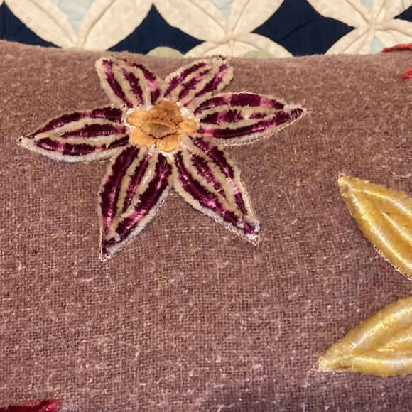 Anthropologie decorative pillow - Picture 5 of 8